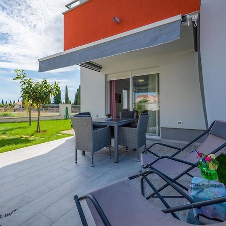 Sofia House With Apartment أوماغ المظهر الخارجي الصورة