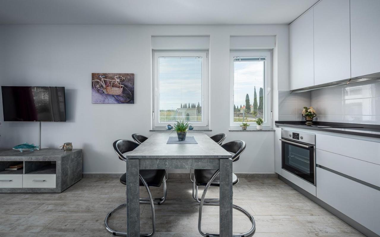 Sofia House With Apartment أوماغ المظهر الخارجي الصورة